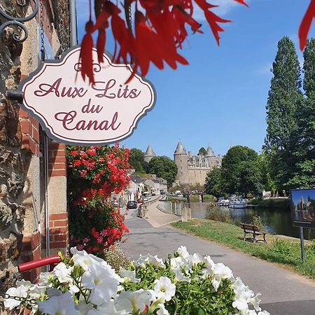 Aux Lits Du Canal Josselin Exterior foto