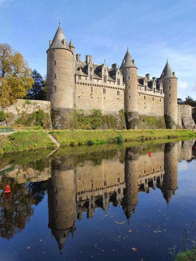 Aux Lits Du Canal Josselin Exterior foto